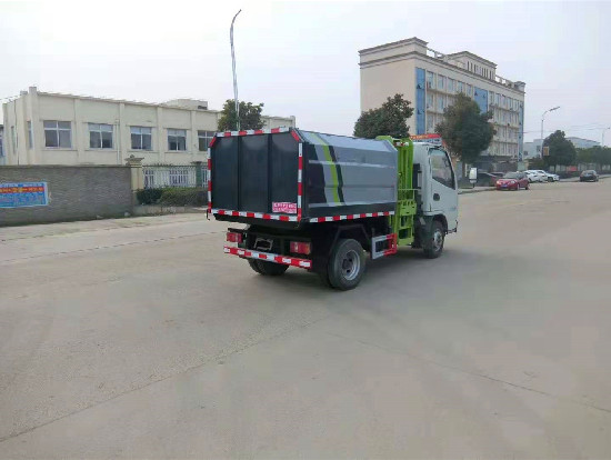 凯马4方自装卸式垃圾车